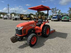 Kubota L3800D Tractor & Howard Nugget Slasher - picture2' - Click to enlarge