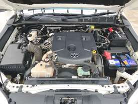 2017 Toyota Hilux Workmate Diesel - picture0' - Click to enlarge