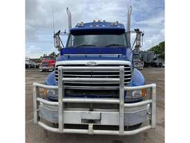 2001 STERLING 6 X 4 AT 9500 PRIME MOVER - picture0' - Click to enlarge