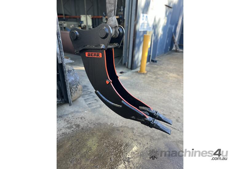 AUSTRALIAN MADE 150 x 900 x 8T NBN/Banana/services bucket