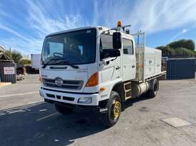 2008 Hino FT1J Crew Cab - picture1' - Click to enlarge