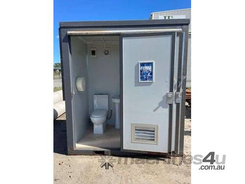 2 Toilet Portable Unit