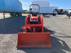 Kubota BX1800D Tractor / Loader - picture0' - Click to enlarge