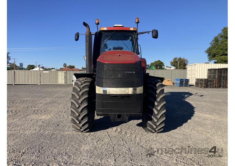 caption 2013 Case IH Magnum 290 Row Crop Tractors