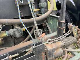 John Deere HD200 Sprayer - picture0' - Click to enlarge