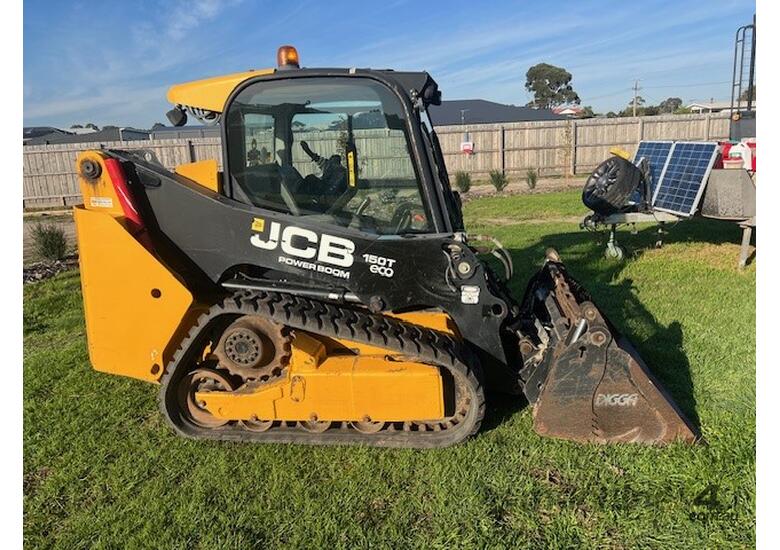 caption 2013 JCB 150T TRACK LOADER U4717