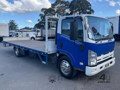 2010 Isuzu NPR Table Top