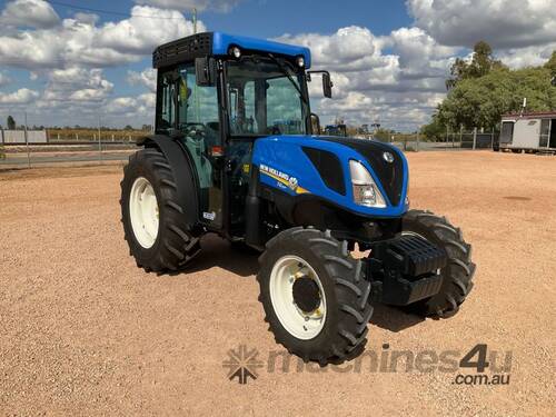 2022 New Holland T4.110F 4WD Tractor