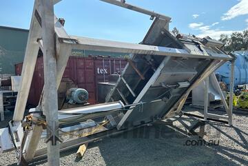 Beef knocking box Jarvis with head restraint