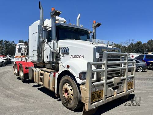 2017 Mack Trident CMHT Prime Mover Sleeper Cab