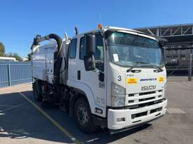 2016 Isuzu FSR 850 Street Sweeper (Dual Control) - picture0' - Click to enlarge