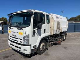 2016 Isuzu FSR 850 Street Sweeper (Dual Control) - picture1' - Click to enlarge