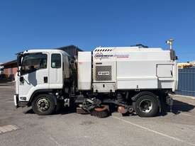 2016 Isuzu FSR 850 Street Sweeper (Dual Control) - picture2' - Click to enlarge