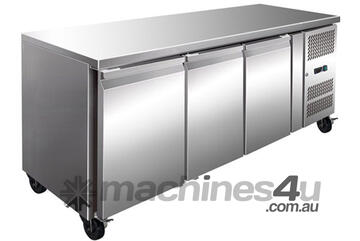 GN3100TN TROPICALISED 3 Door Gastronorm Bench Fridge