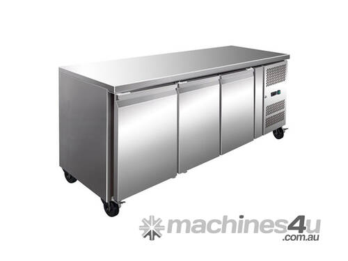 GN3100TN TROPICALISED 3 Door Gastronorm Bench Fridge