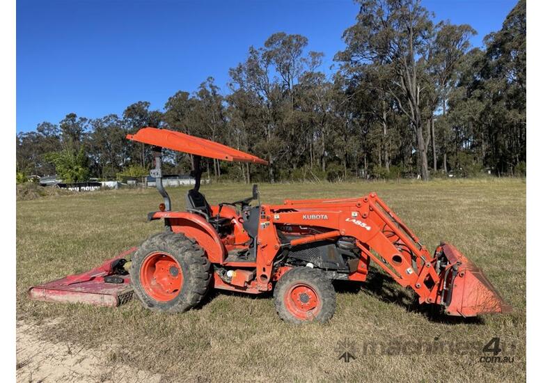 caption 2003 Kubota L5740 57HP 4x4 Tractor
