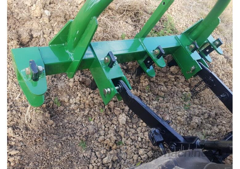 caption AgKing - 5 Tine Ripper Heavy Duty w/ Adjustable Rippers, 3PL