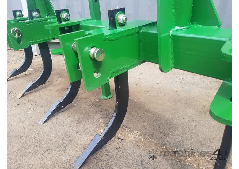 caption AgKing - 5 Tine Ripper Heavy Duty w/ Adjustable Rippers, 3PL