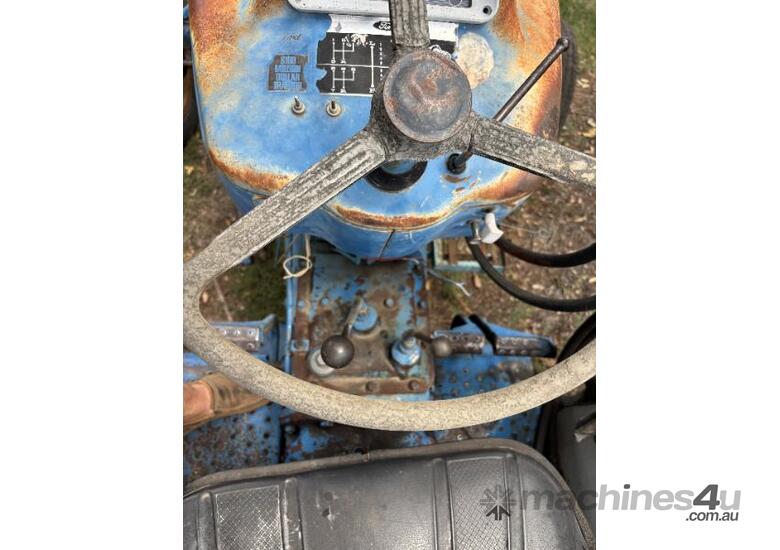 caption Ford 5000 Tractor