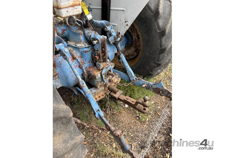 caption Ford 5000 Tractor