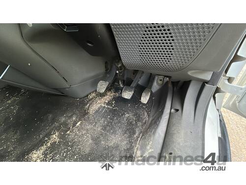 caption 2012 Iveco Daily C/Cab-Van E4 Dual Cab Van