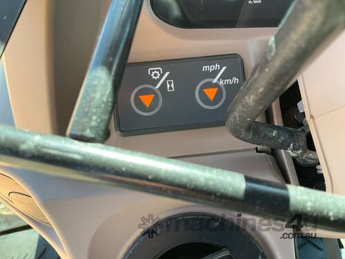 2017 Kubota M9540DHC 4WD Tractor