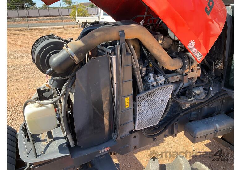 2017 Kubota M9540DHC 4WD Tractor