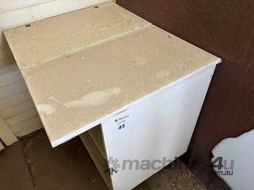 caption Cabinet