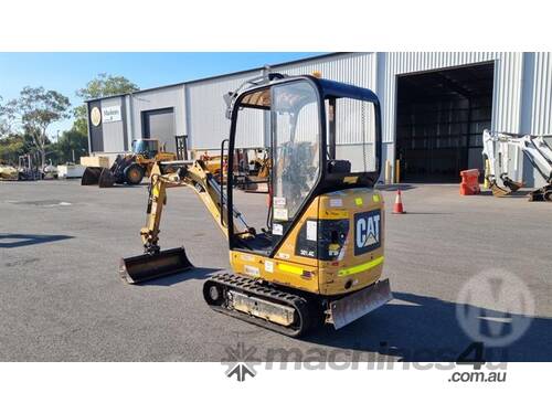 caption Caterpillar 301.4C