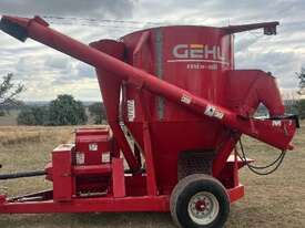 GEHL Hammer Mill / Mix all - picture0' - Click to enlarge