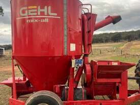 GEHL Hammer Mill / Mix all - picture2' - Click to enlarge