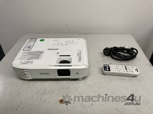 EPSON 3LCD Overhead Projector