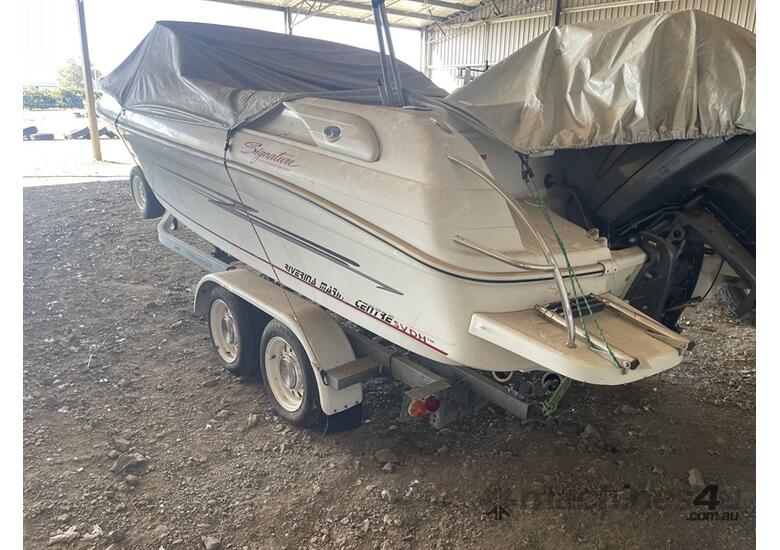 caption 2005 HAINES SIGNATURE BOAT