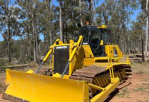 Komatsu   D65PX-16