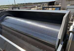 Screen Dewatering 2m long x 600mm Dia 2mm gap Stainless Steel