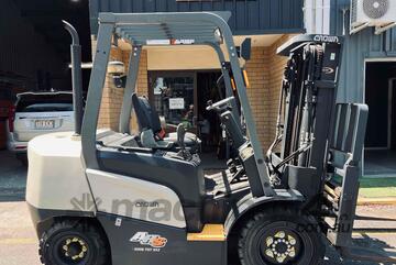 2021Ex Shire Council Crown 3.5t Forklift With Fork Positioner NXD35