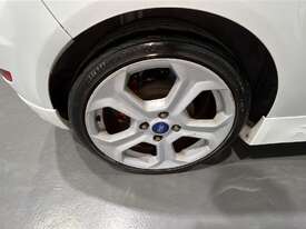 2014 Ford Fiesta ST Petrol - picture1' - Click to enlarge