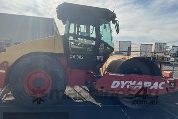 2012 Dynapac CA302D Smooth Drum Roller 2012 Dynapac CA302D Smooth Drum Roller