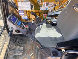 2022 Komatsu PC210LCI-11 Excavator (Steel Tracked) - picture0' - Click to enlarge