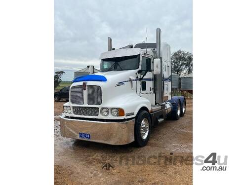 Kenworth 604 prime mover