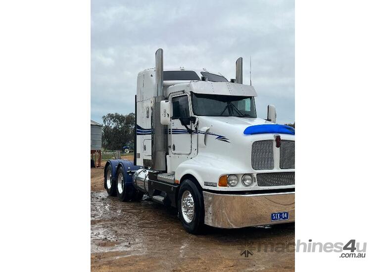 Kenworth 604 prime mover