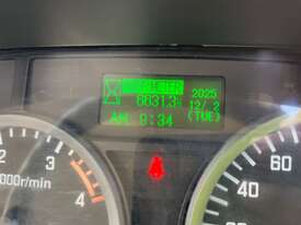 2021 Isuzu NLR 45-150 Day Table Top - picture0' - Click to enlarge