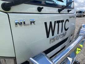 2021 Isuzu NLR 45-150 Day Table Top - picture0' - Click to enlarge