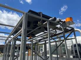 2021 Isuzu NLR 45-150 Day Table Top - picture1' - Click to enlarge