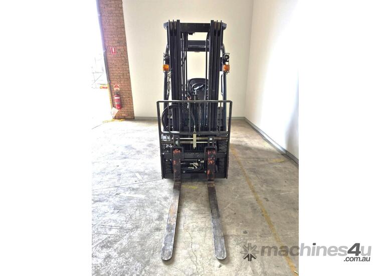 Toyota 8FG18 IC Truck - 1.8 tonne