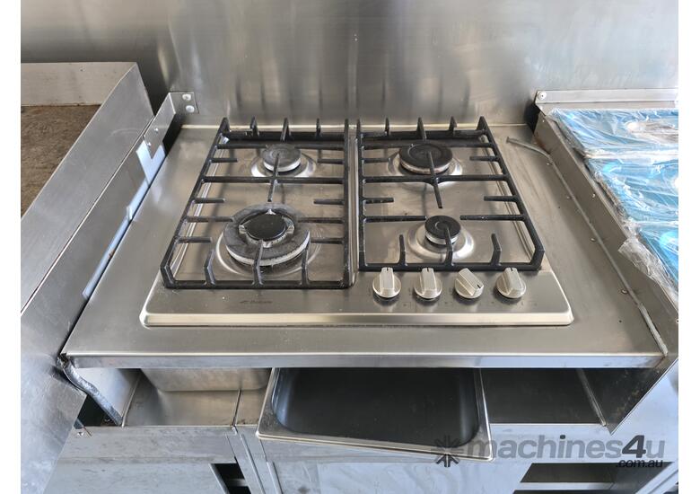 2020 King Marketing FB500 Dual Axle (Food Trailer)