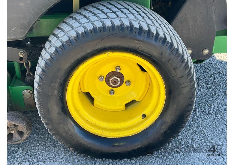 John Deere 757 ZTrack Zero Turn Ride On Mower