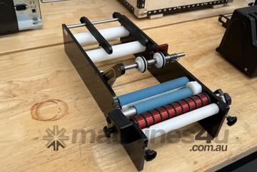 BenchMate+ Manual Labeling Machine