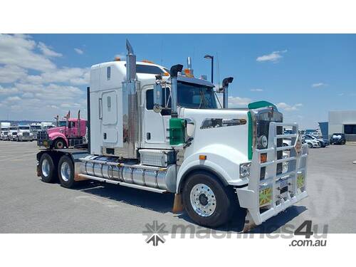 Kenworth T909