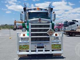 Kenworth T909 - picture0' - Click to enlarge